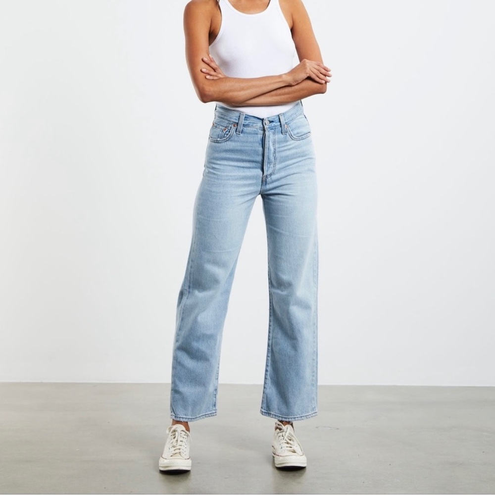 Levis Ribcage Ankle Jeans - Size 26
